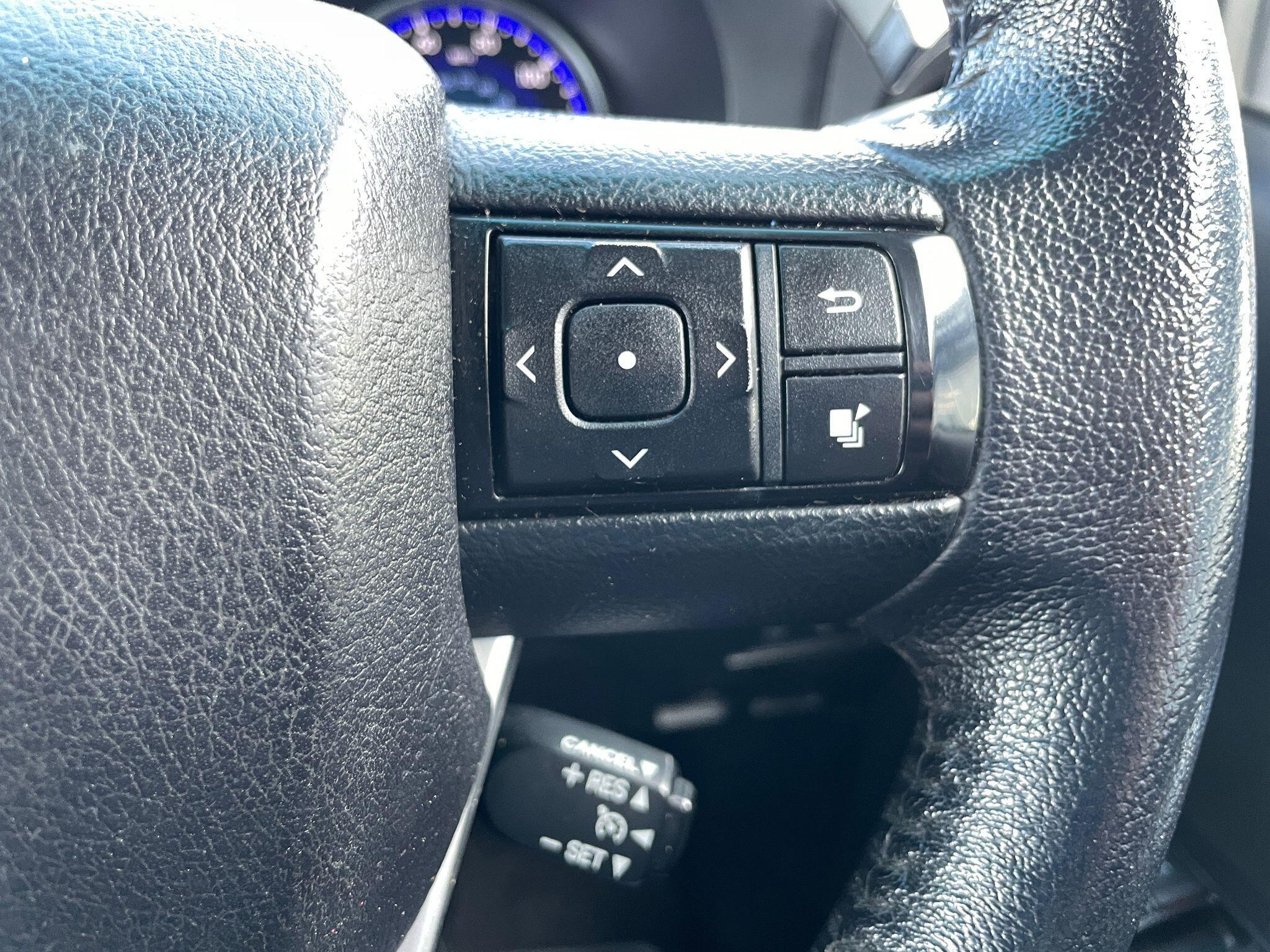 Toyota Hilux - image 16